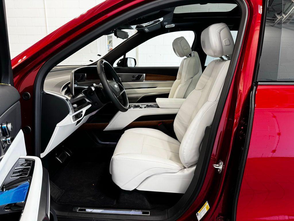 new 2026 Cadillac VISTIQ car, priced at $82,595