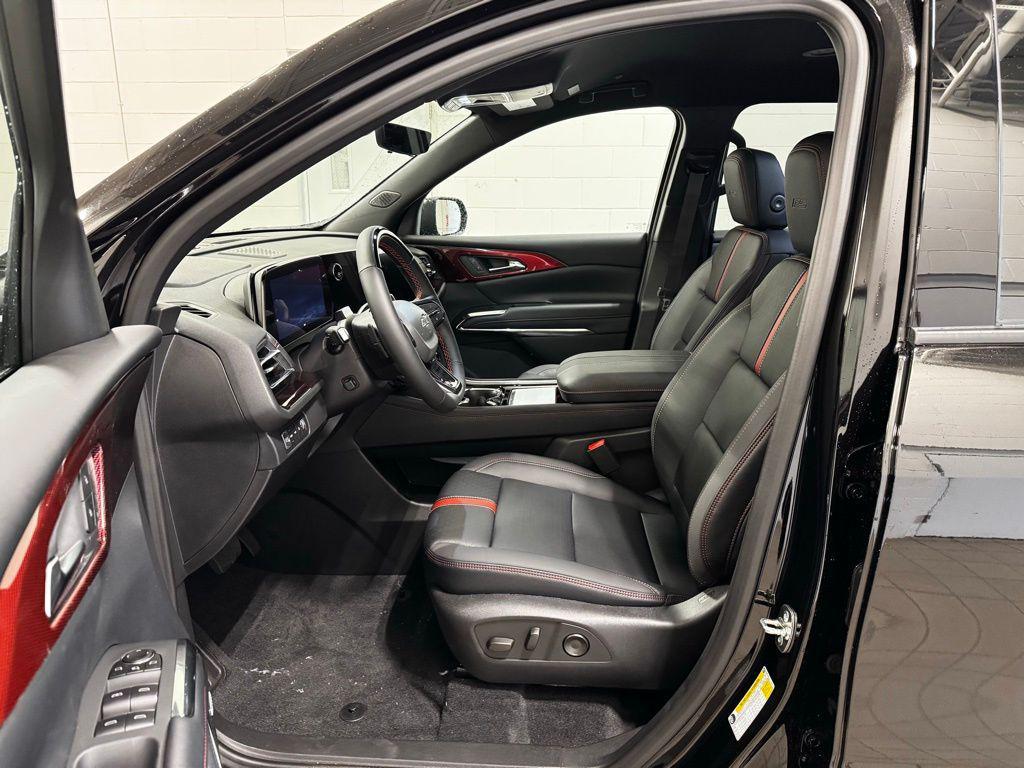 new 2026 Chevrolet Traverse car, priced at $56,995