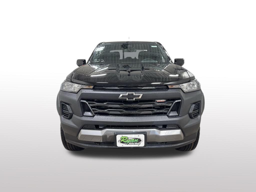 new 2026 Chevrolet Colorado car, priced at $44,420
