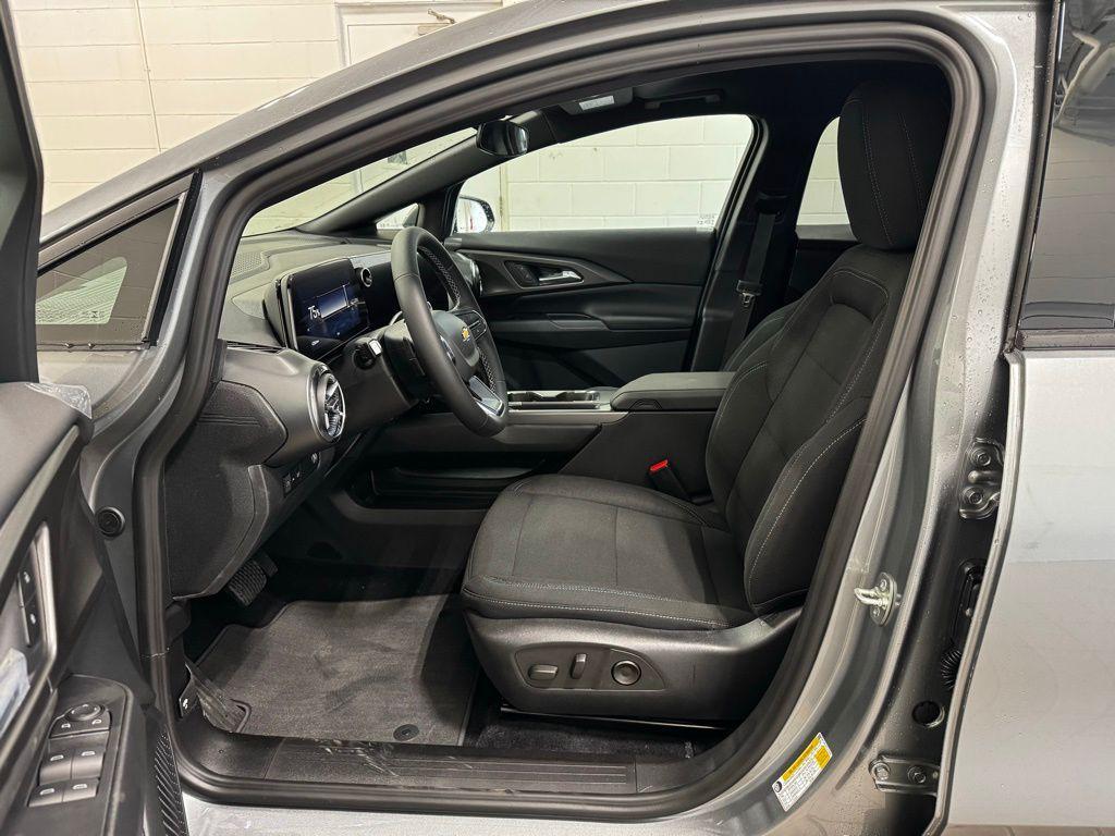 new 2026 Chevrolet Equinox EV car, priced at $36,495