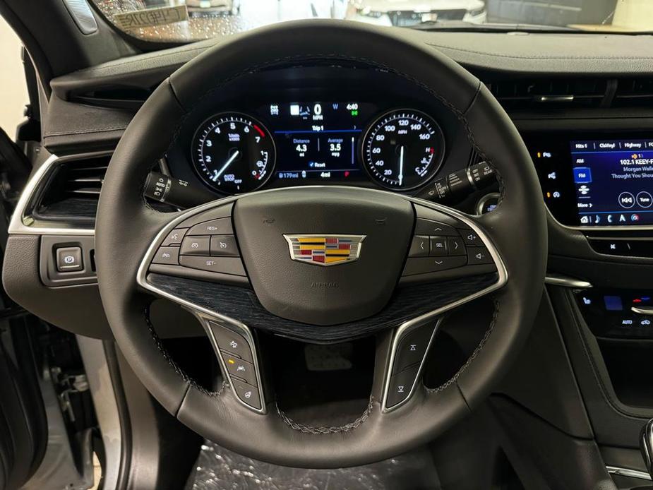 new 2024 Cadillac XT5 car, priced at $56,165