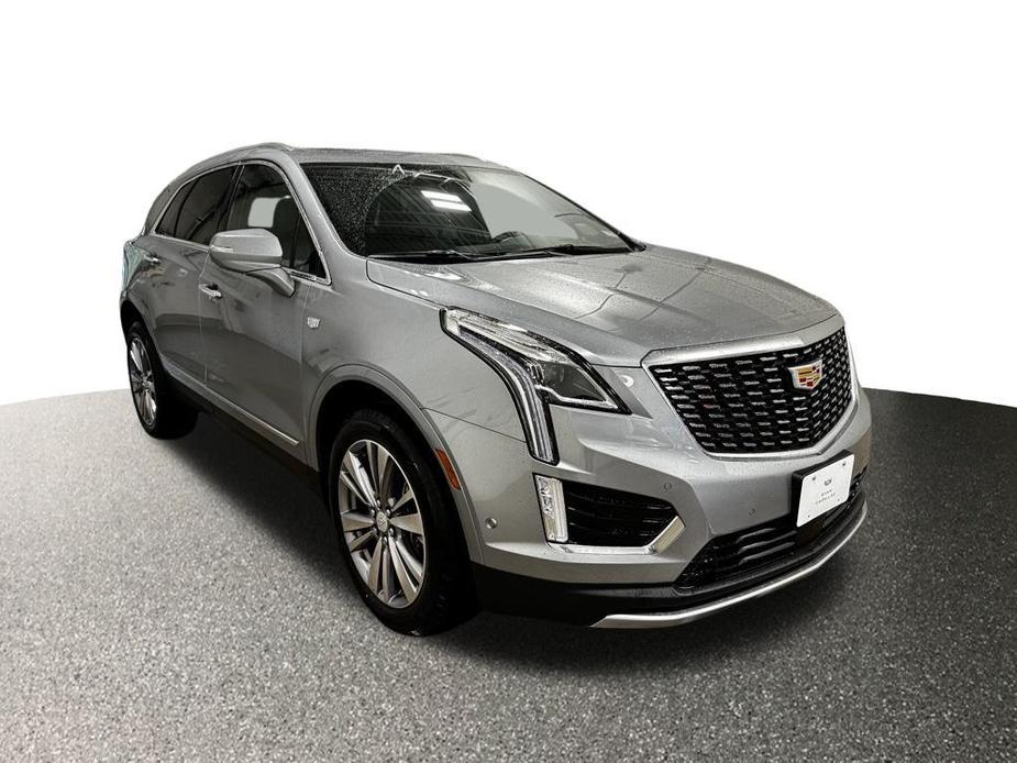 new 2024 Cadillac XT5 car, priced at $56,165