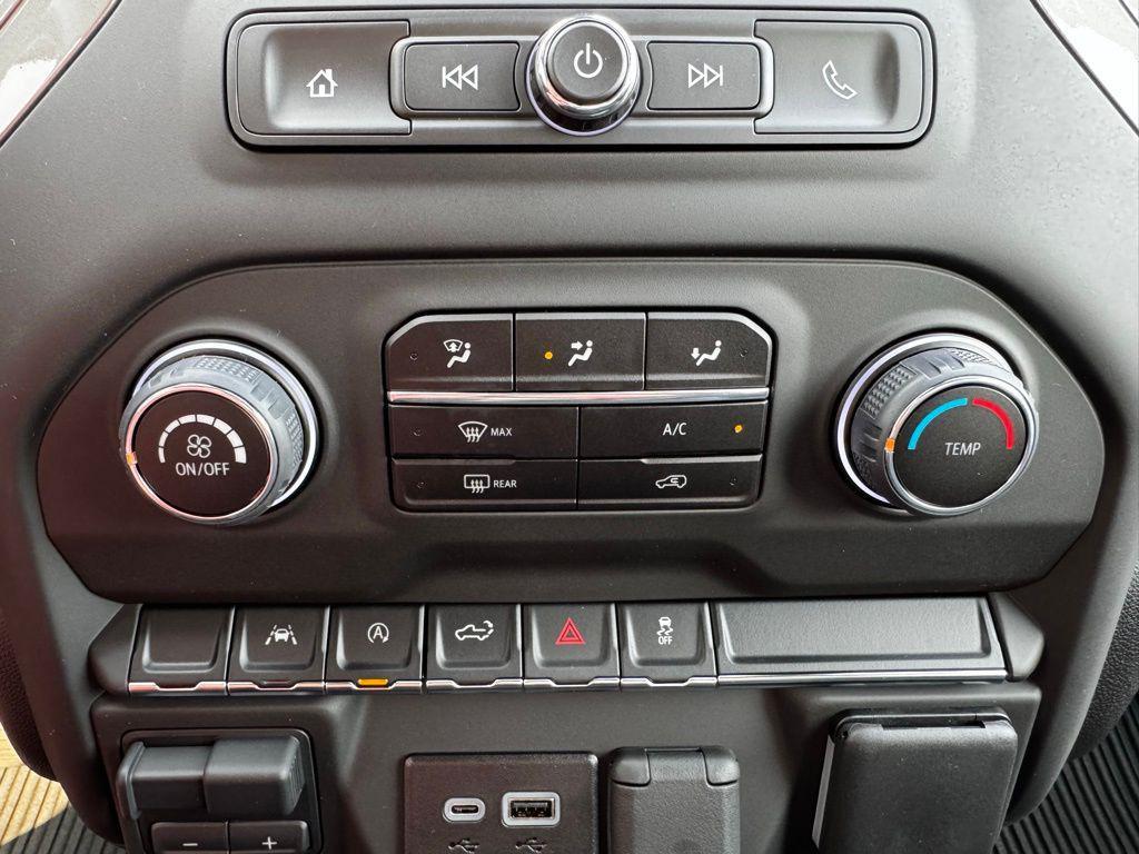 new 2026 Chevrolet Silverado 1500 car, priced at $39,995