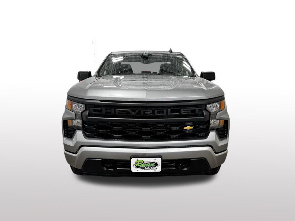 new 2026 Chevrolet Silverado 1500 car, priced at $39,995