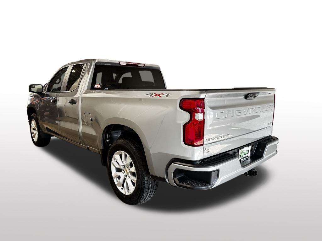 new 2026 Chevrolet Silverado 1500 car, priced at $39,995