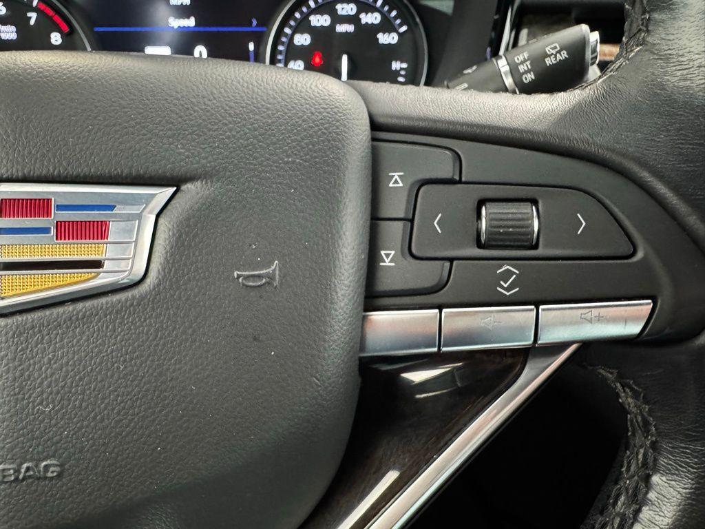 used 2021 Cadillac XT6 car, priced at $30,997
