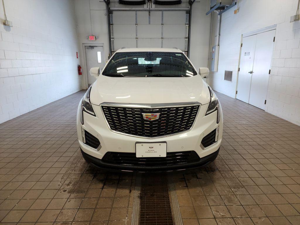 new 2025 Cadillac XT5 car, priced at $47,915