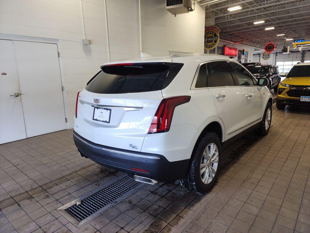 new 2025 Cadillac XT5 car, priced at $47,915