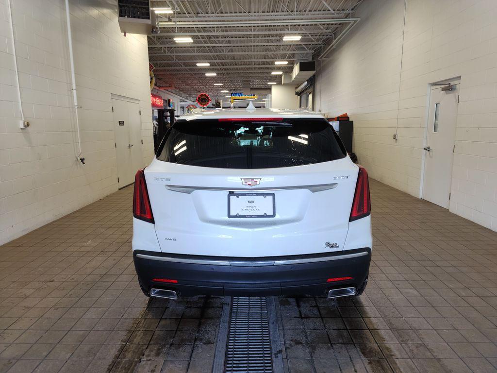 new 2025 Cadillac XT5 car, priced at $47,915