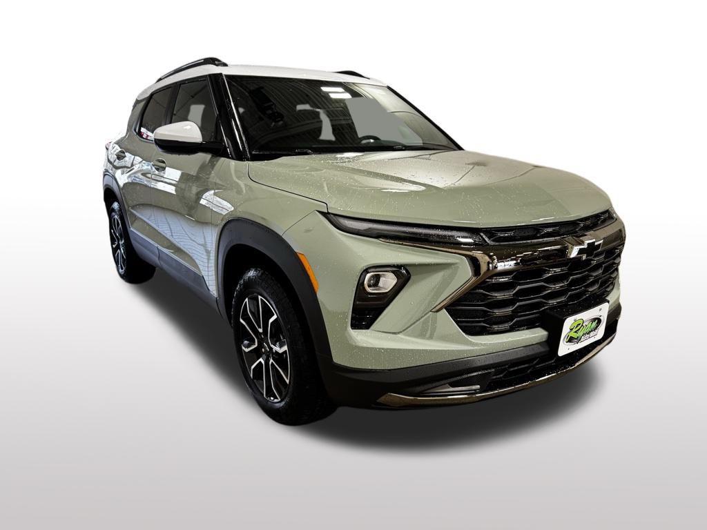 new 2025 Chevrolet TrailBlazer car, priced at $28,810