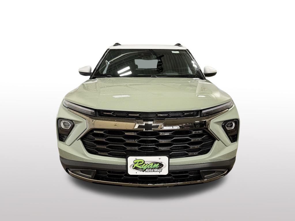 new 2025 Chevrolet TrailBlazer car, priced at $28,810