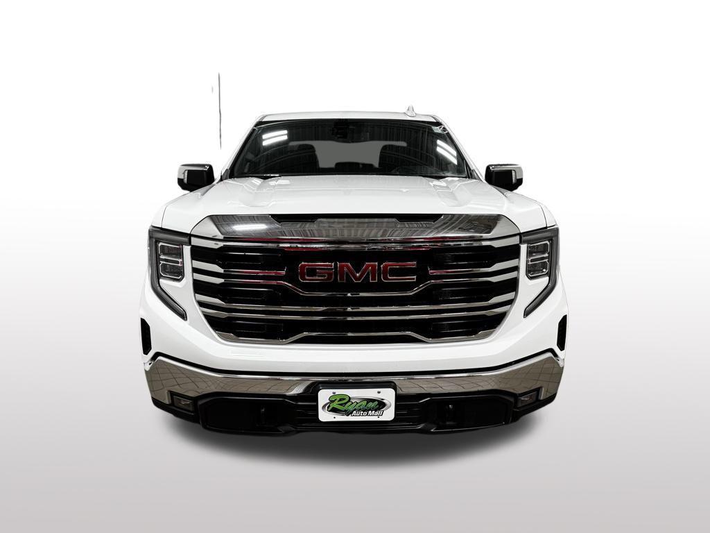 used 2024 GMC Sierra 1500 car, priced at $44,997