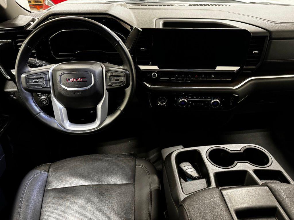 used 2024 GMC Sierra 1500 car, priced at $44,997