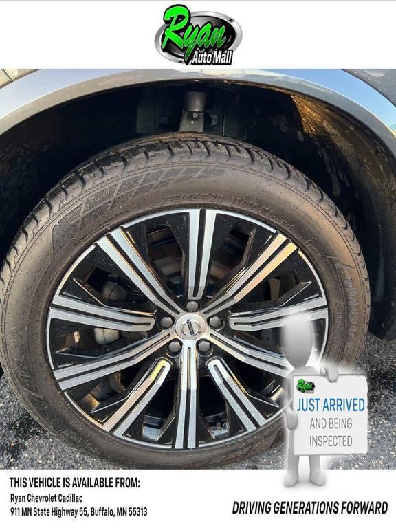 used 2023 Volvo XC90 car, priced at $35,997