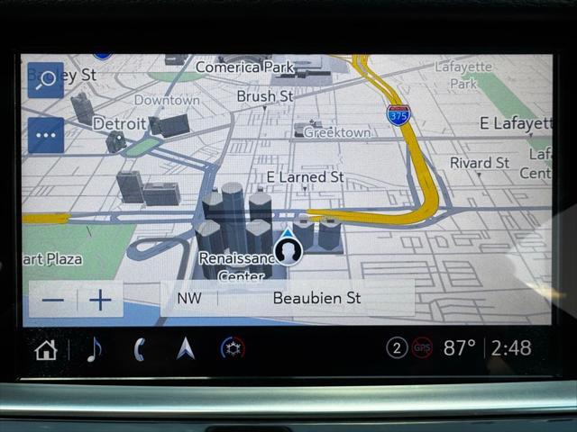 used 2023 Cadillac XT5 car, priced at $29,997