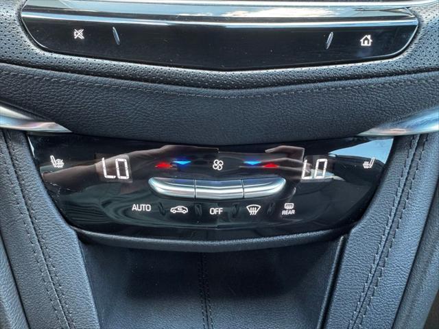 used 2023 Cadillac XT5 car, priced at $29,997