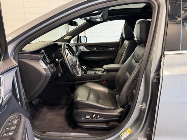 used 2023 Cadillac XT5 car, priced at $29,997
