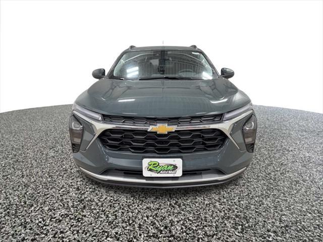 new 2025 Chevrolet Trax car, priced at $22,985