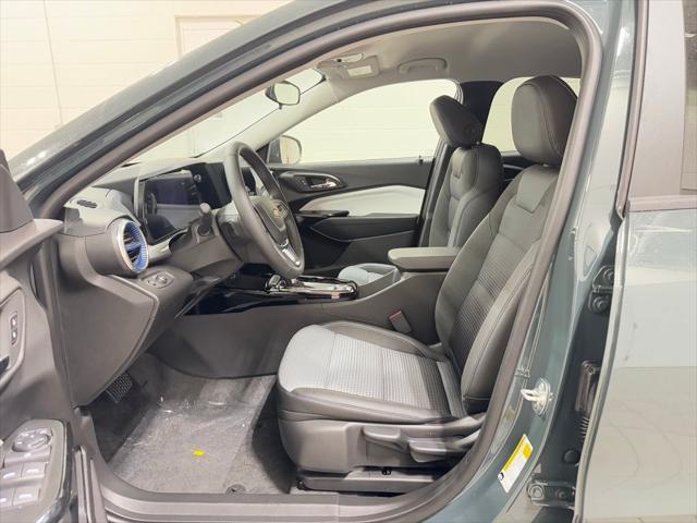 new 2025 Chevrolet Trax car, priced at $22,985