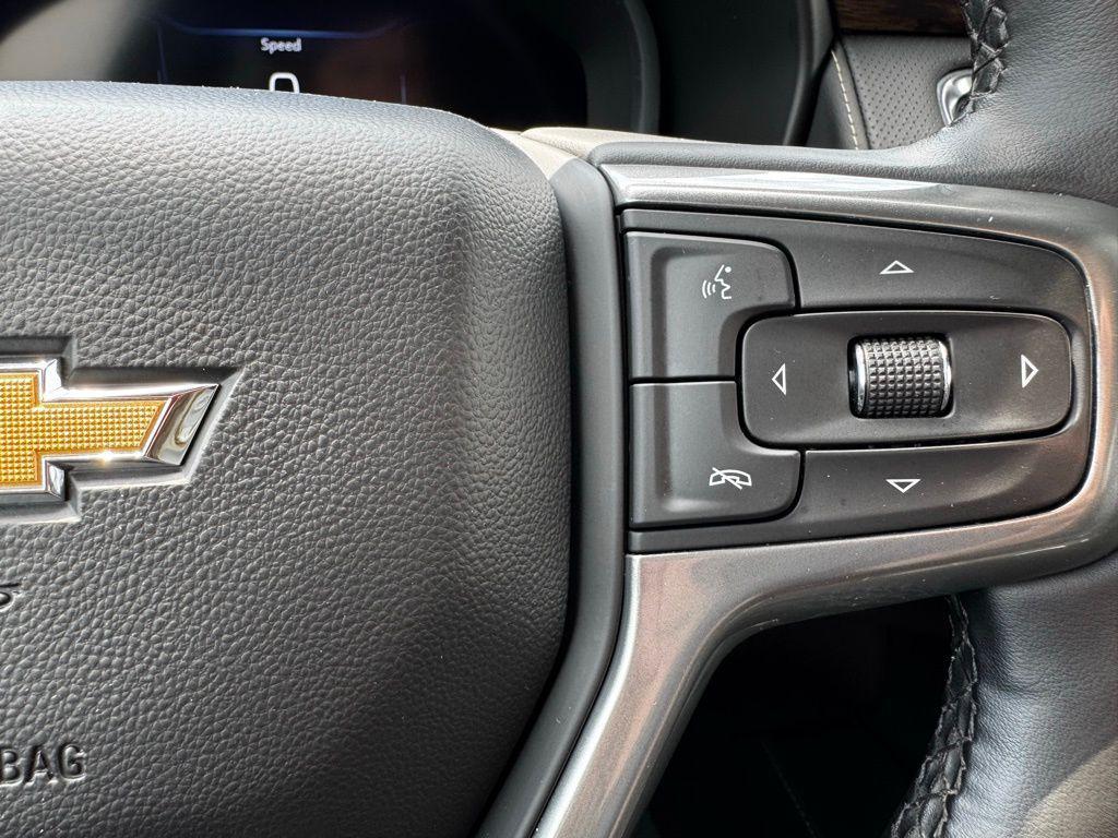 used 2023 Chevrolet Suburban car, priced at $45,996