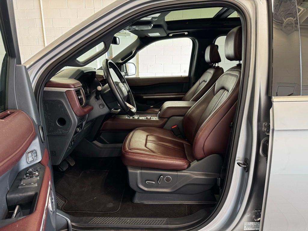 used 2023 Ford Expedition car, priced at $42,799