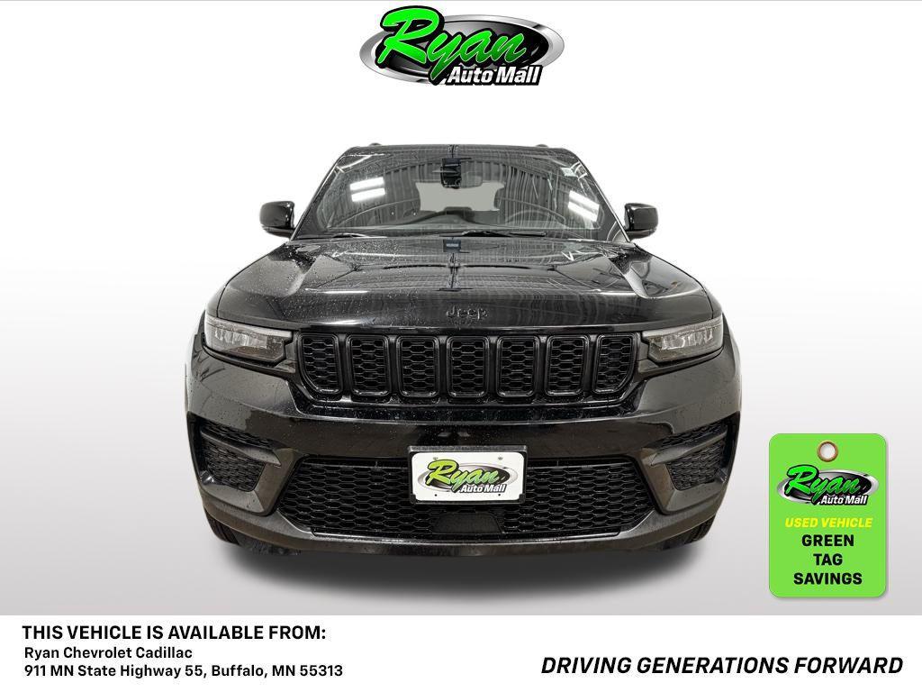 used 2024 Jeep Grand Cherokee car, priced at $30,996