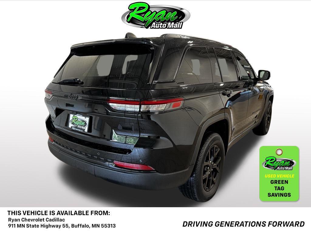 used 2024 Jeep Grand Cherokee car, priced at $30,996