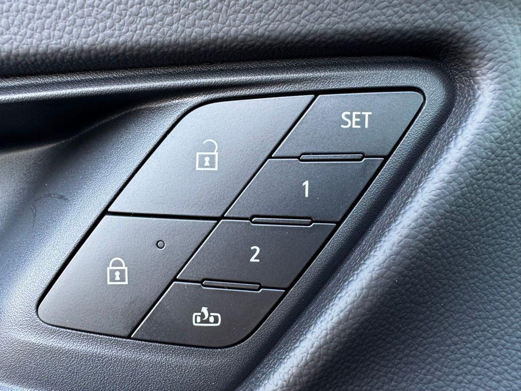 new 2026 Chevrolet Equinox car, priced at $37,090