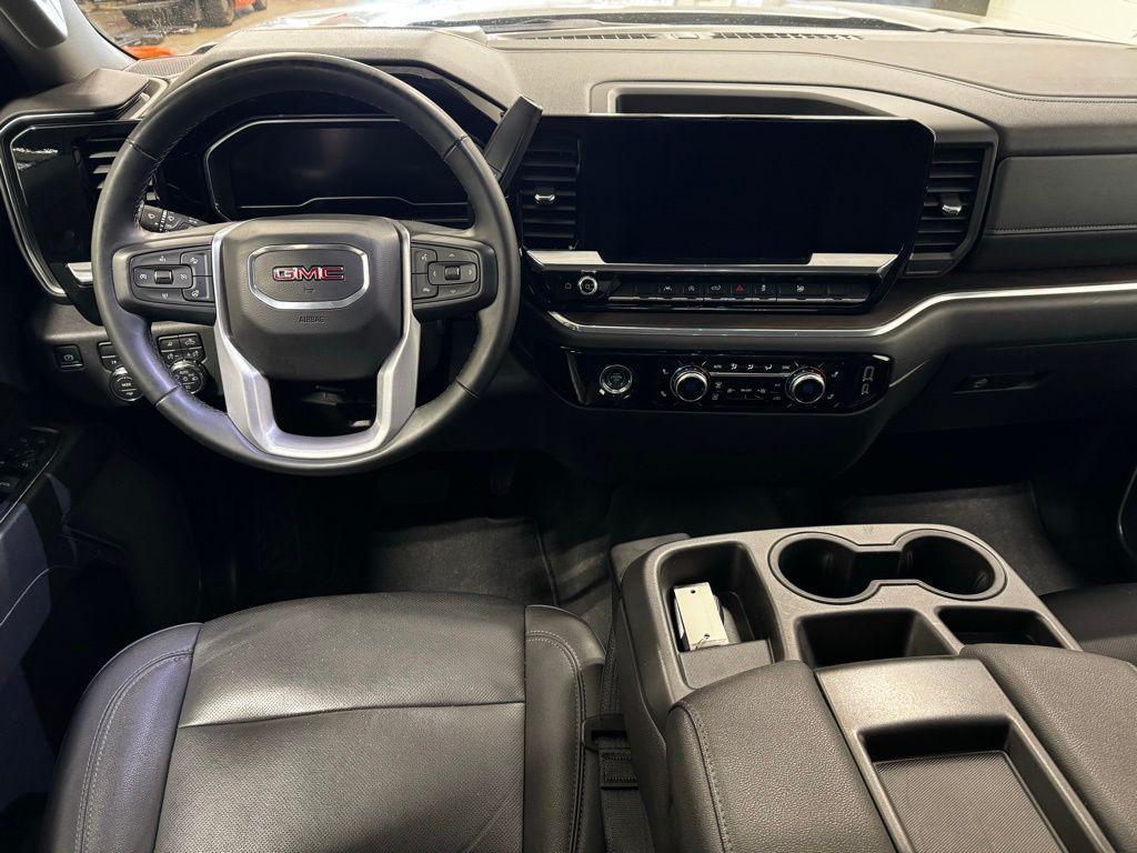 used 2024 GMC Sierra 1500 car, priced at $44,599