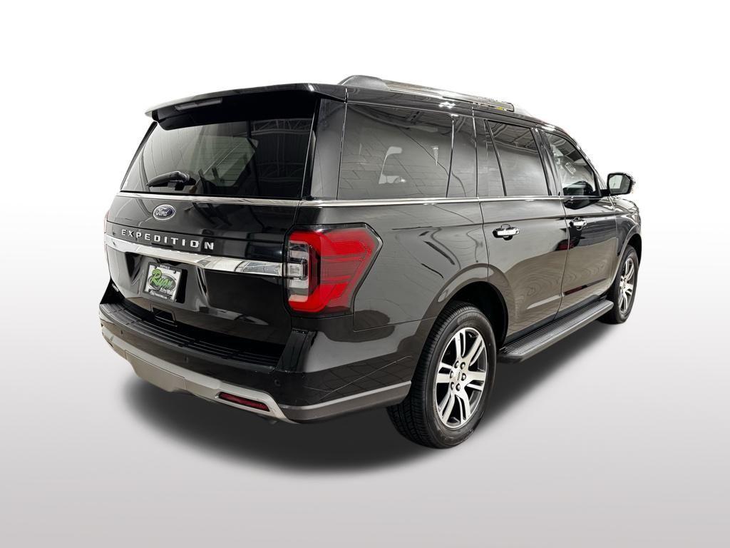used 2024 Ford Expedition car, priced at $44,599