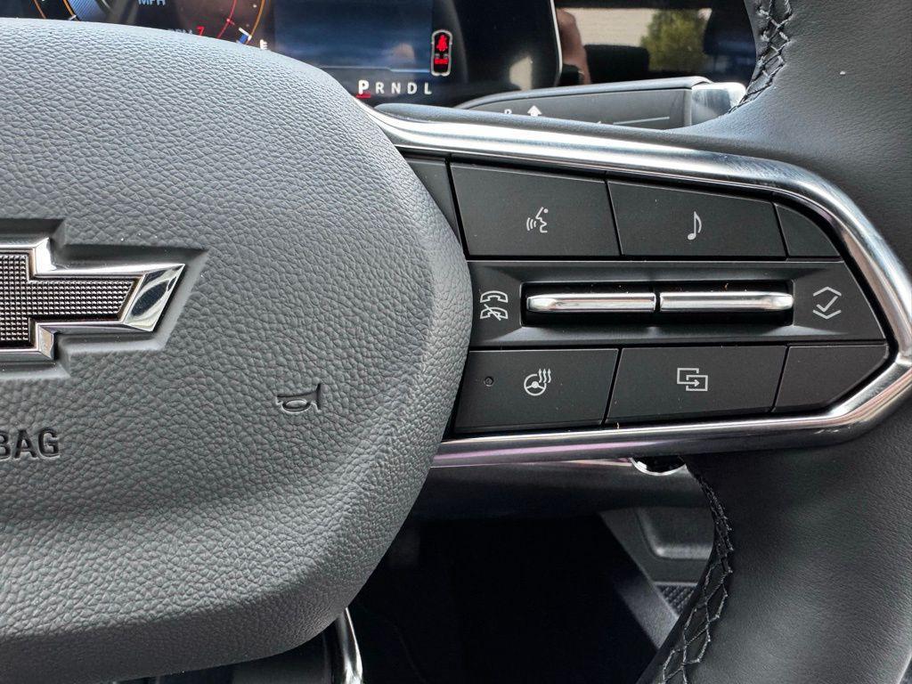 new 2026 Chevrolet Equinox car, priced at $33,945