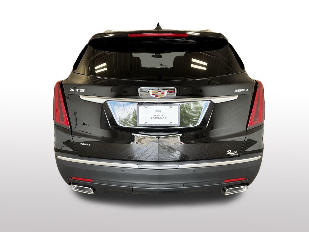 new 2025 Cadillac XT5 car, priced at $47,415