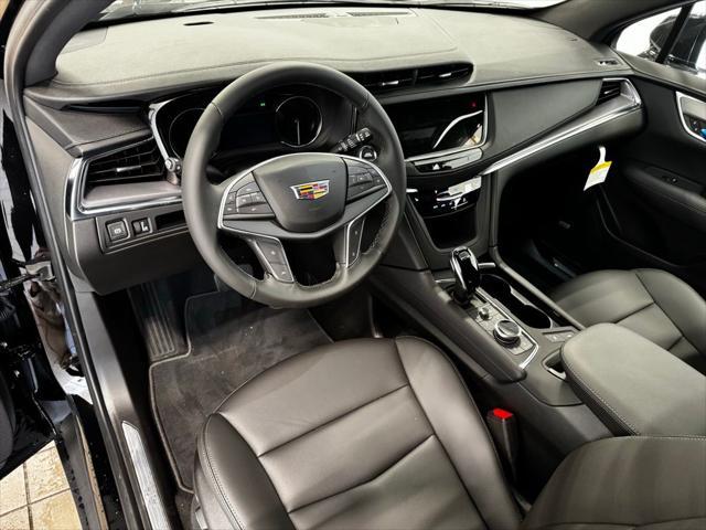 new 2025 Cadillac XT5 car, priced at $47,415