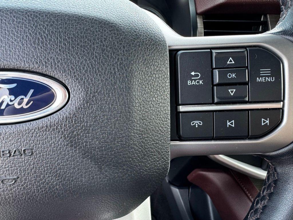 used 2023 Ford Expedition car, priced at $45,997
