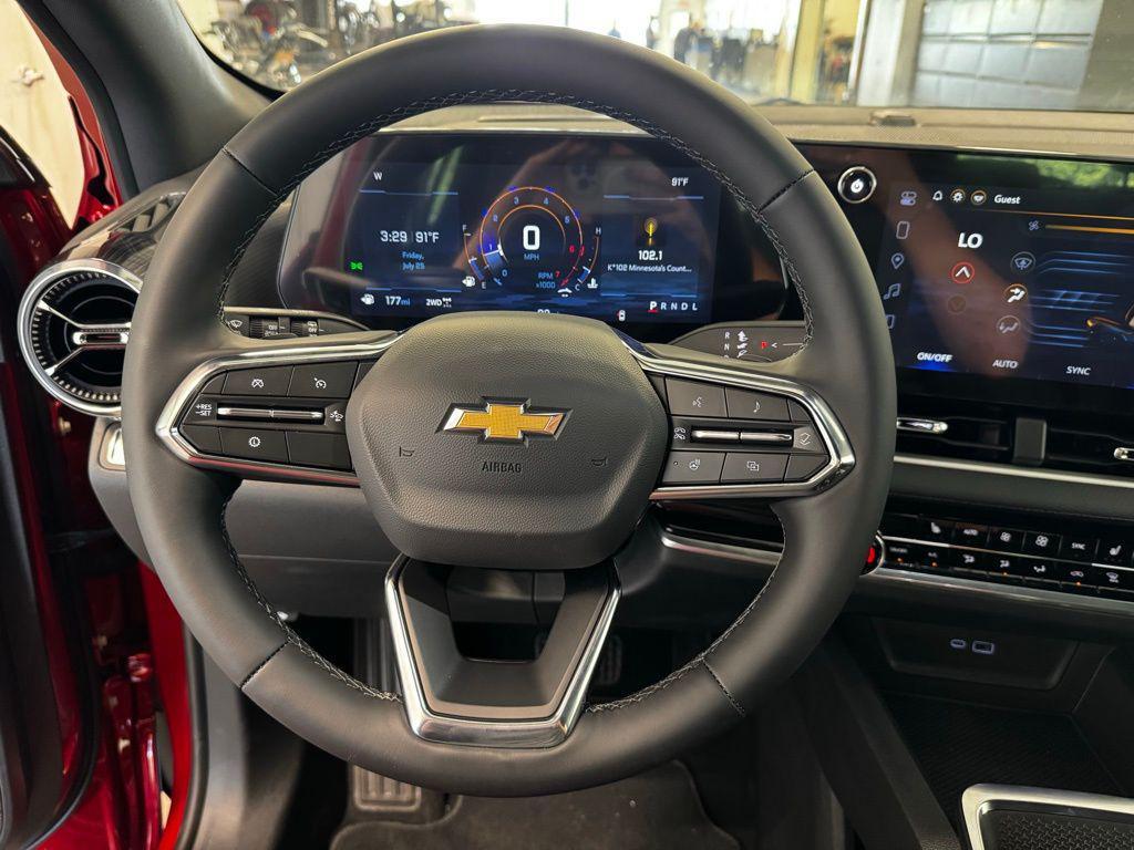 new 2026 Chevrolet Equinox car, priced at $32,040