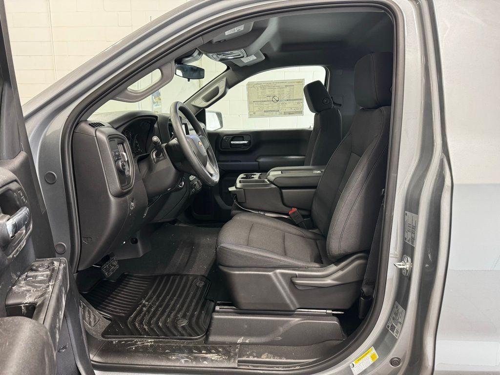 new 2025 Chevrolet Silverado 1500 car, priced at $35,910