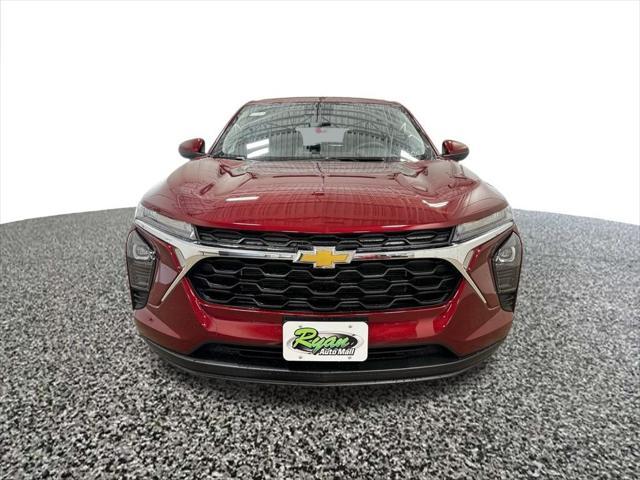new 2025 Chevrolet Trax car, priced at $20,990