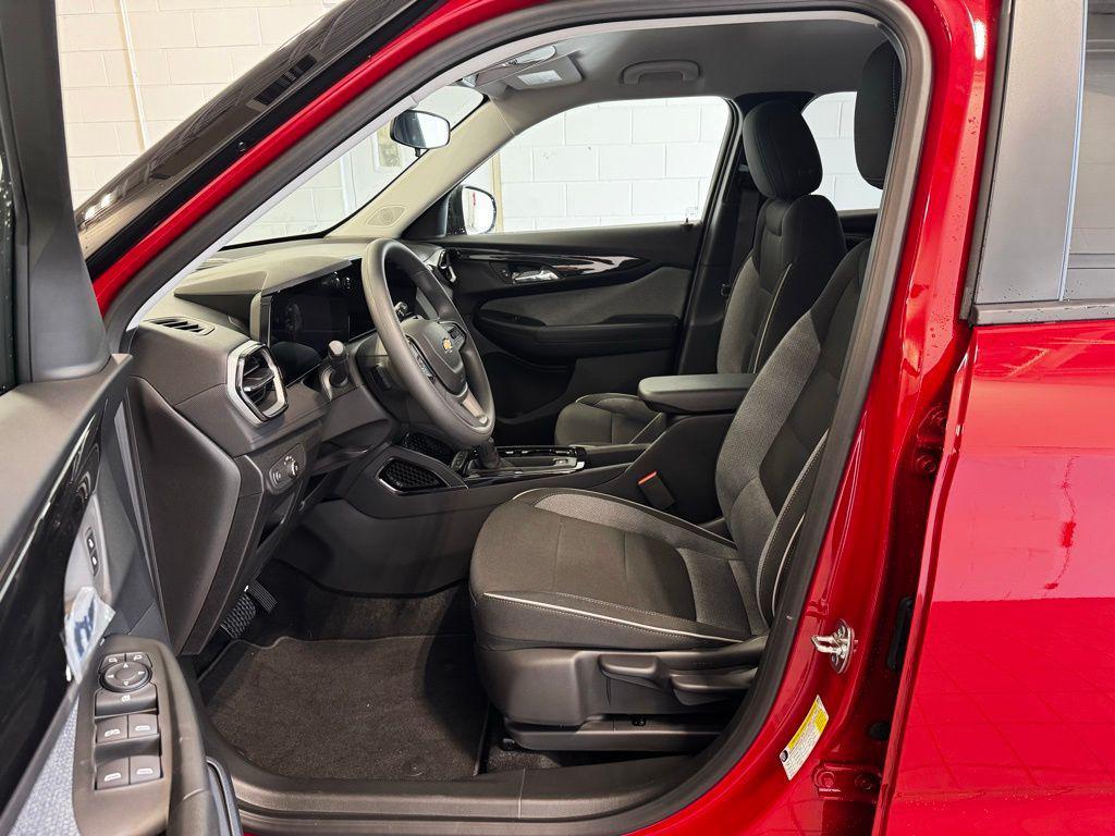 new 2026 Chevrolet TrailBlazer car, priced at $25,890