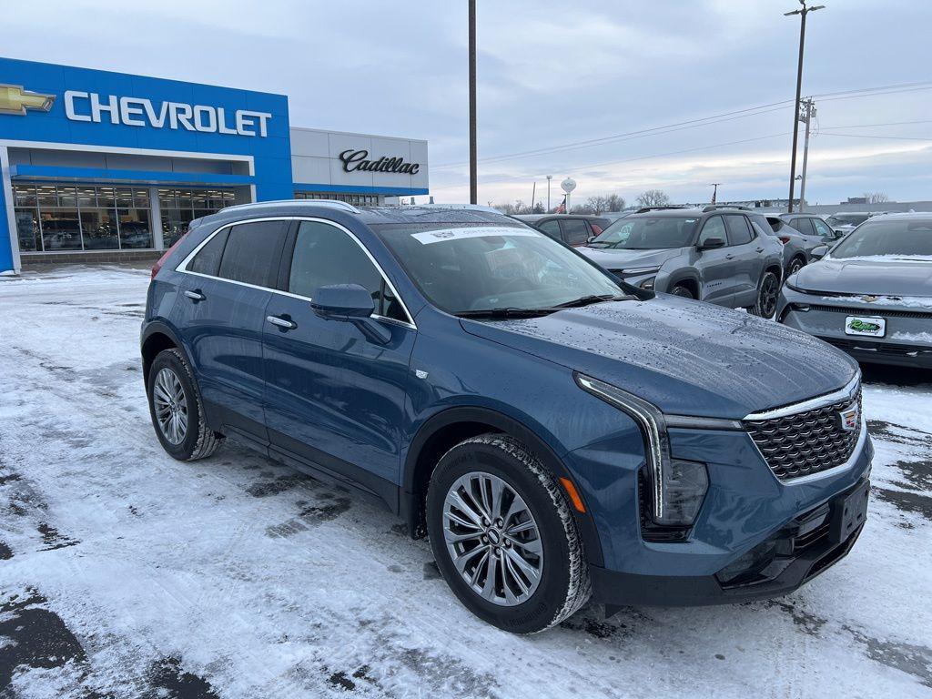 used 2025 Cadillac XT4 car, priced at $39,997