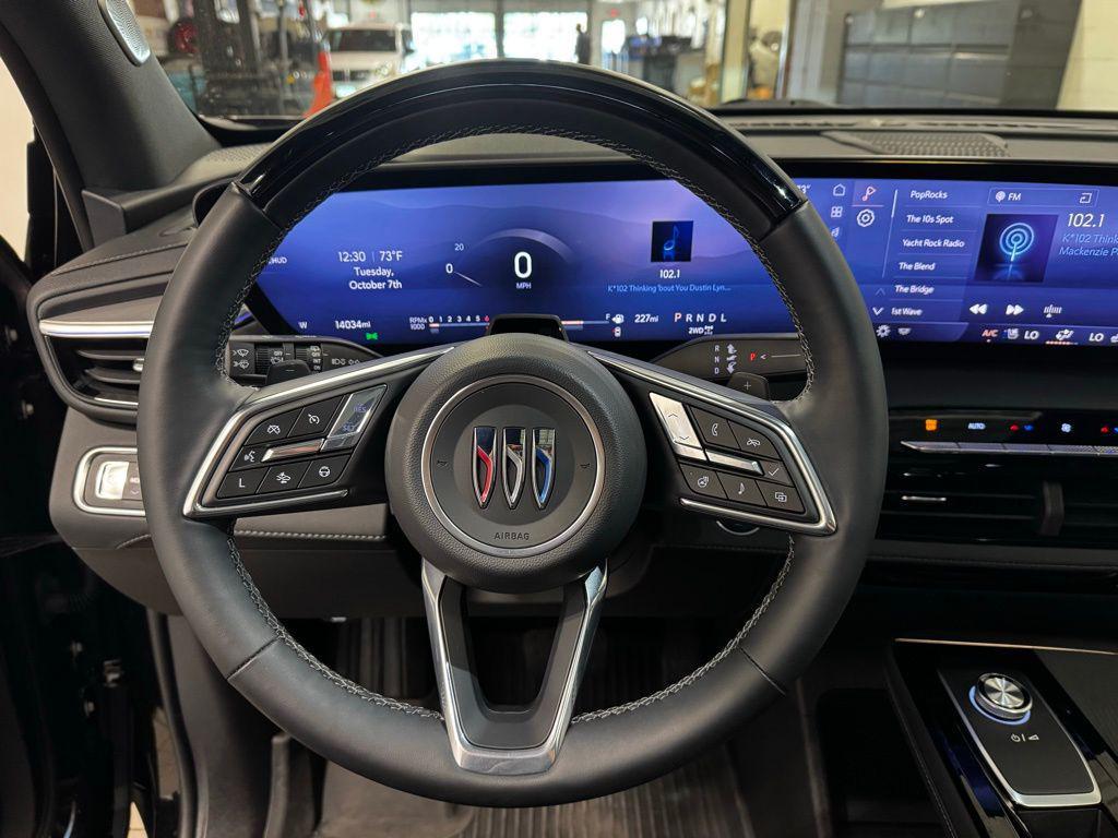 used 2025 Buick Enclave car, priced at $55,599