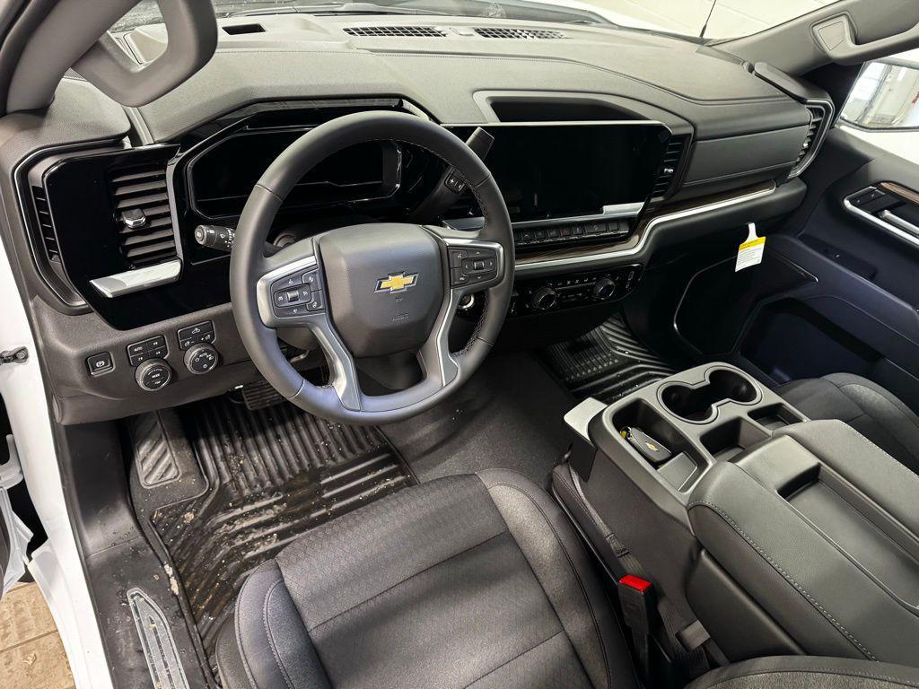 new 2025 Chevrolet Silverado 1500 car, priced at $46,975