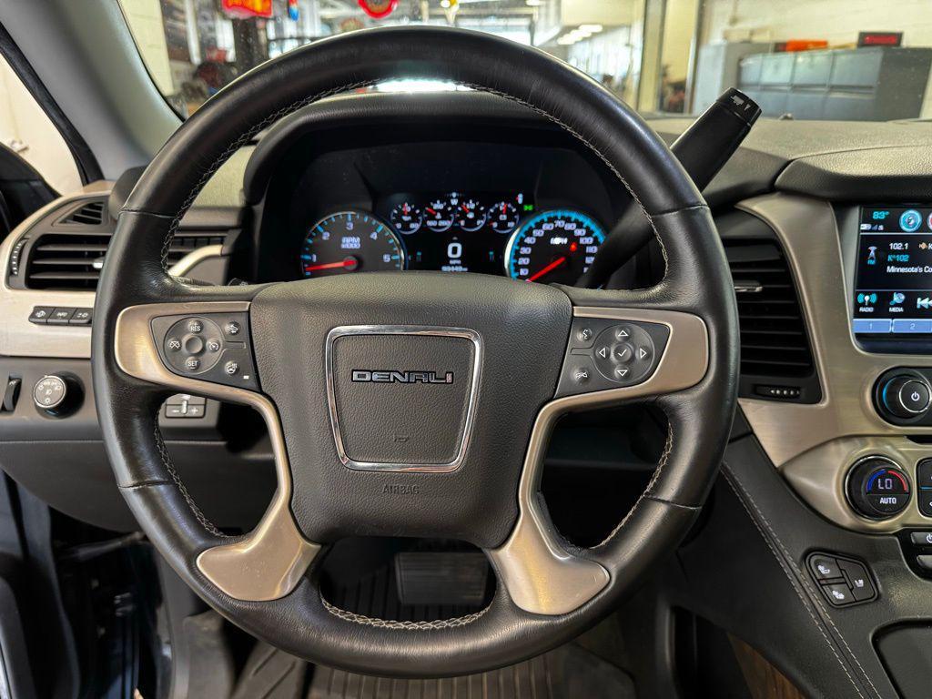 used 2018 GMC Yukon car, priced at $30,899