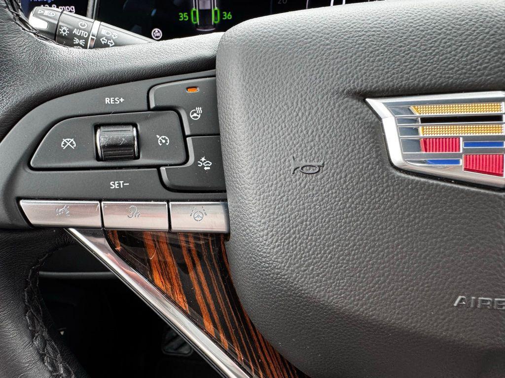 used 2023 Cadillac Escalade ESV car, priced at $65,699