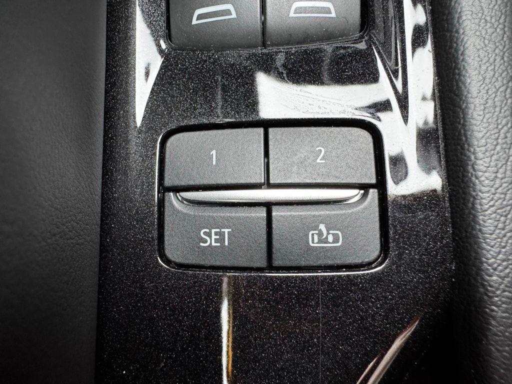 used 2023 Cadillac Escalade ESV car, priced at $65,699