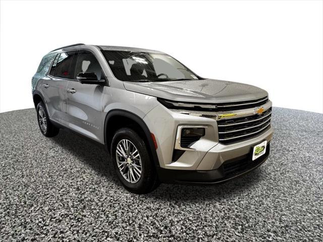 new 2025 Chevrolet Traverse car, priced at $42,995