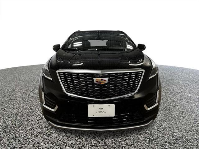 new 2025 Cadillac XT5 car, priced at $52,390