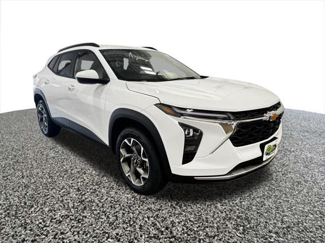 new 2025 Chevrolet Trax car, priced at $23,690
