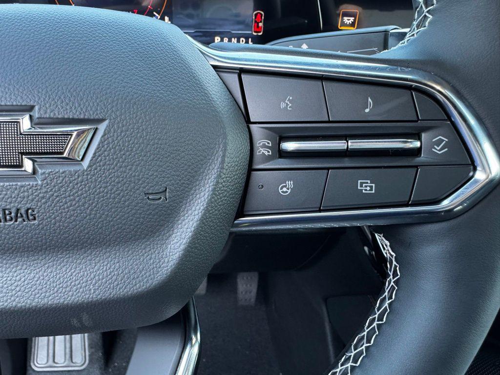 new 2026 Chevrolet Traverse car, priced at $51,915