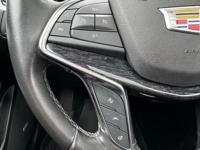 used 2022 Cadillac XT5 car, priced at $34,599
