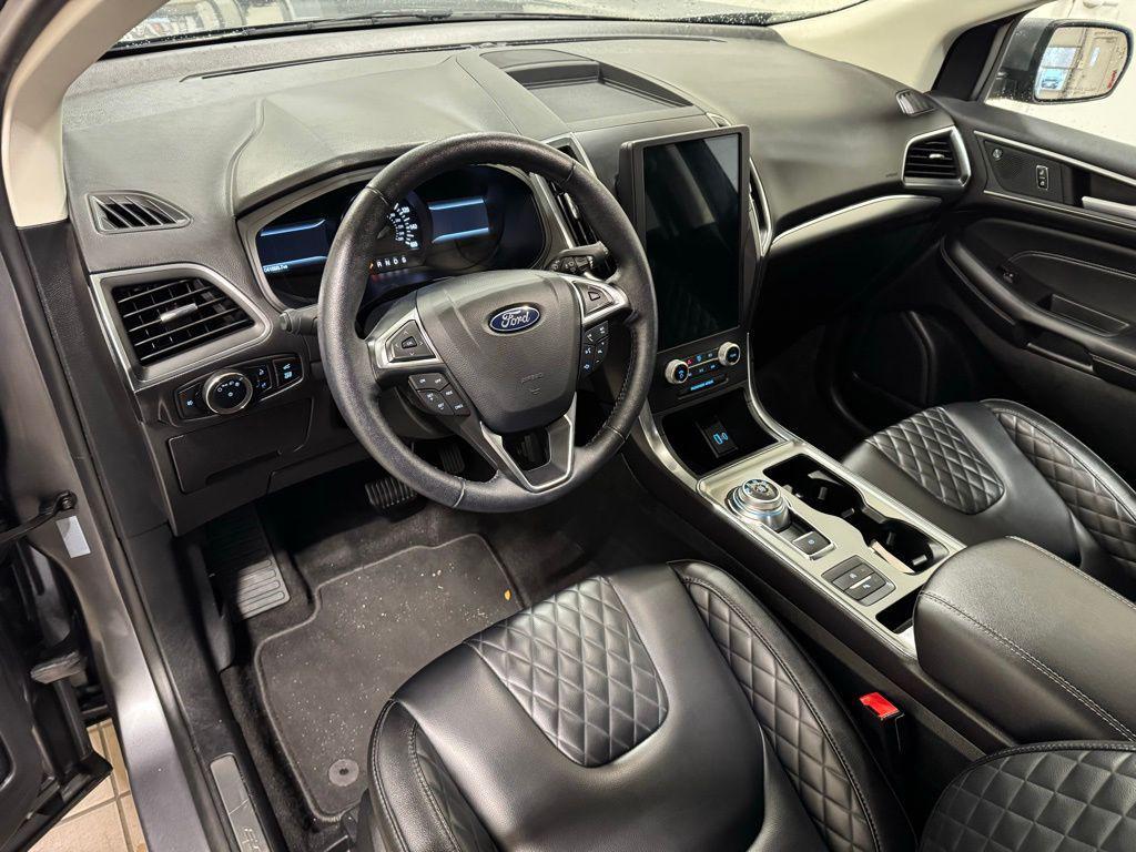 used 2024 Ford Edge car, priced at $25,799
